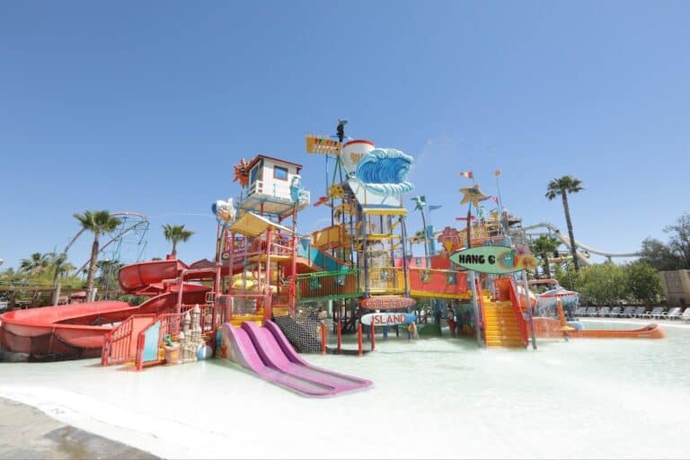 Hurricane Harbor LA